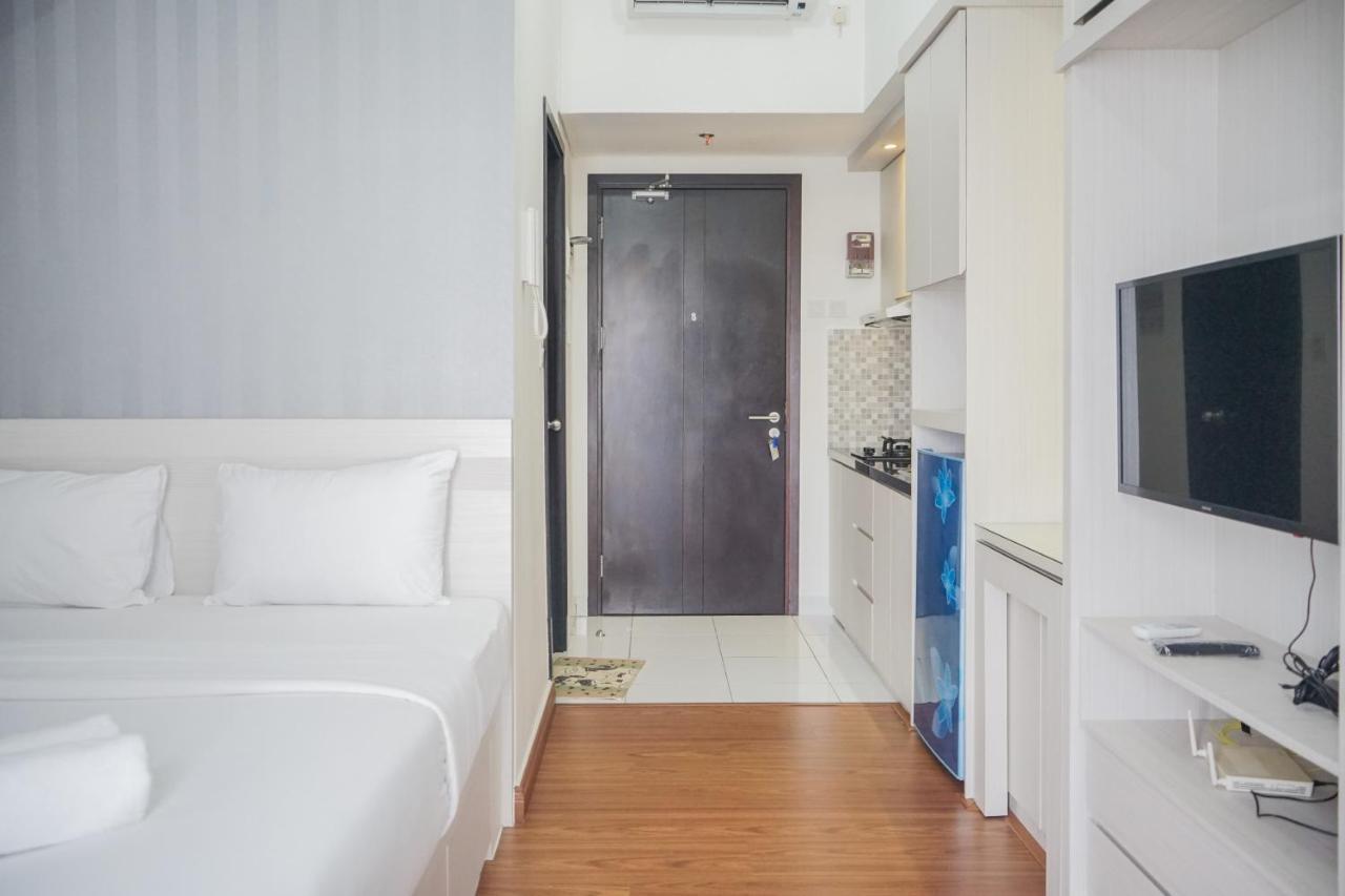 Cozy And Best View Studio Casa De Parco Apartment By Travelio Tangerang Exterior photo